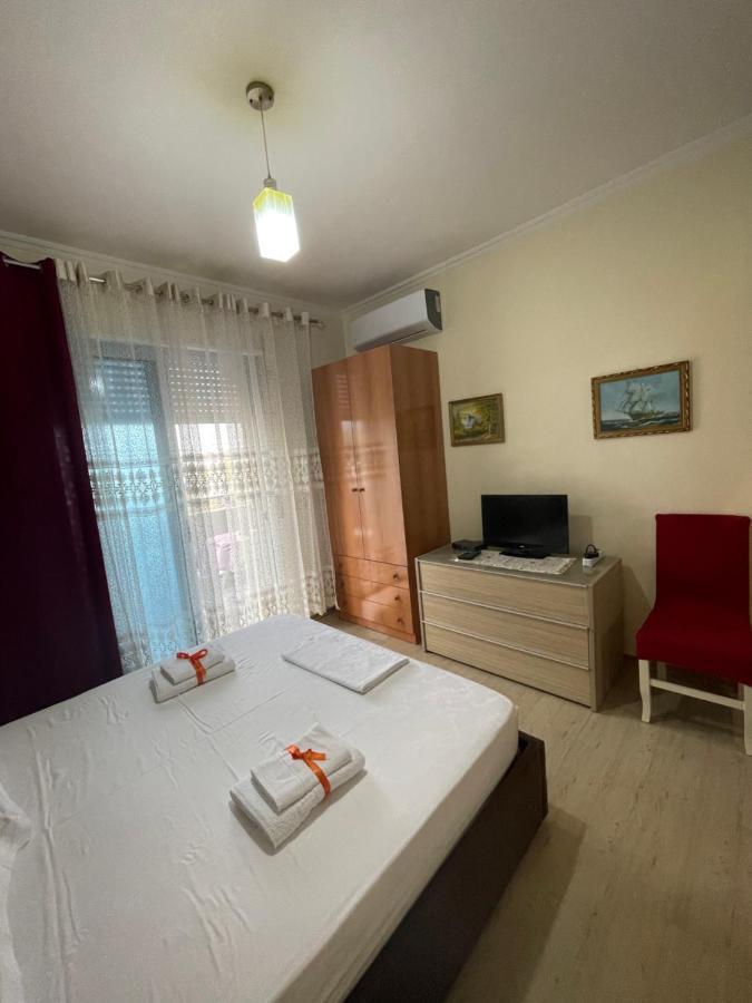 Comfy Apartament Leilighet Vlorë Eksteriør bilde